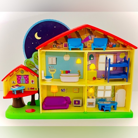 Peppa Pig’s Deluxe Toy Set - Picture 4 of 16